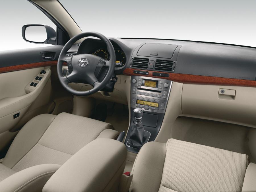  Toyota Avensis Sedan 2006 года  (фото 20 из 113)